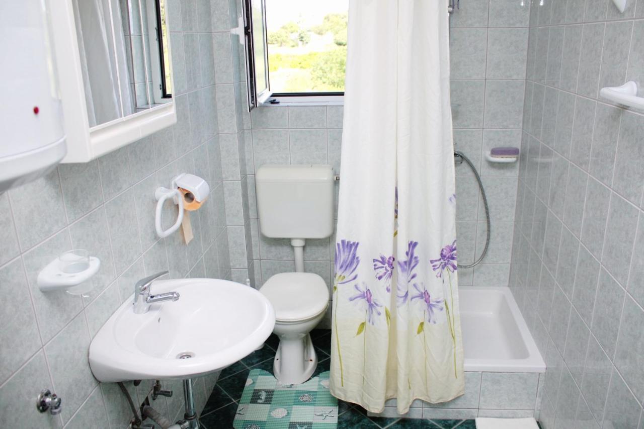Apartments With A Parking Space Kampor, Rab - 5029 Luaran gambar