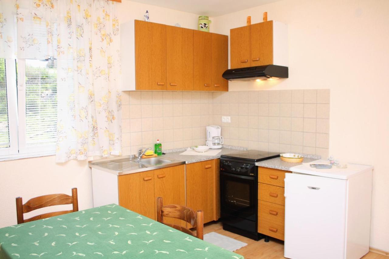 Apartments With A Parking Space Kampor, Rab - 5029 Luaran gambar